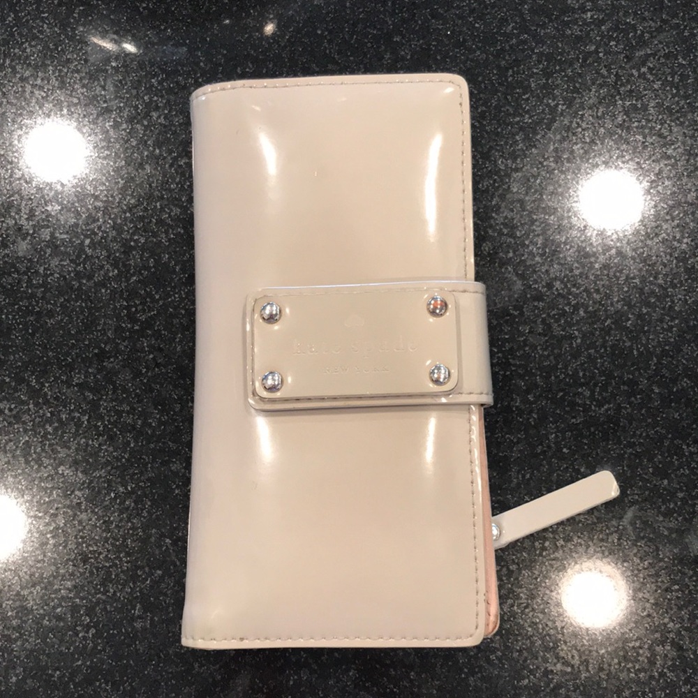 Kate Spade patent leather wallet
